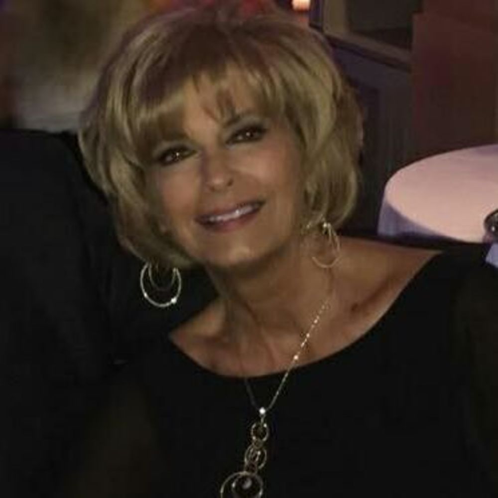 Meet your Posher, Phyllis